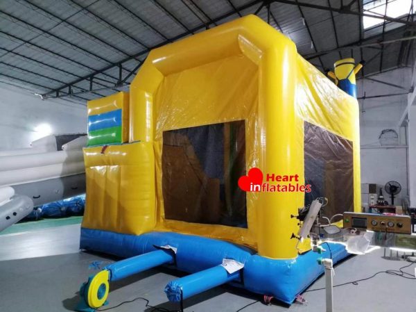 Minions Bouncy Slide 6m x 5m