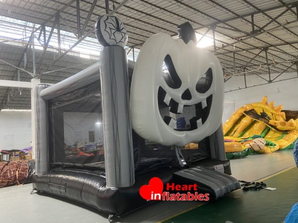 Halloween Pumpkin Jumping Bed 15ft x 15ft